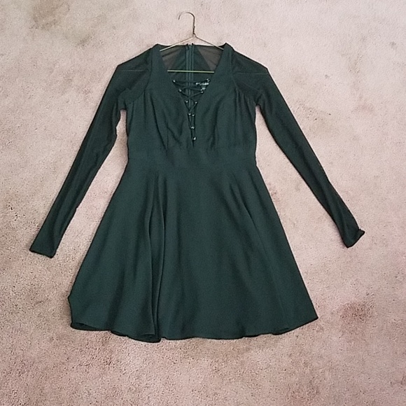 Express dress worn once - Picture 2 of 5